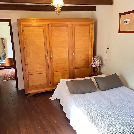 Prázdninový dům Charmante Maison Authentique Et Au Calme *