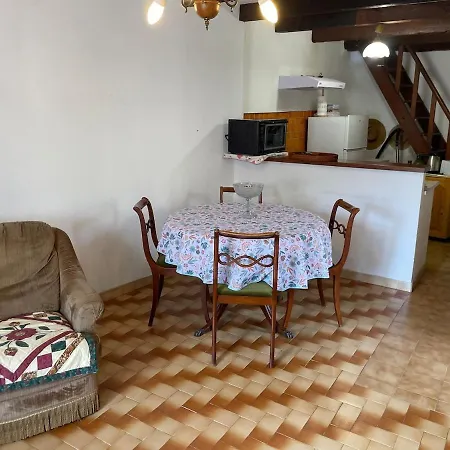 Nyaraló Charmante Maison Authentique Et Au Calme Tavera