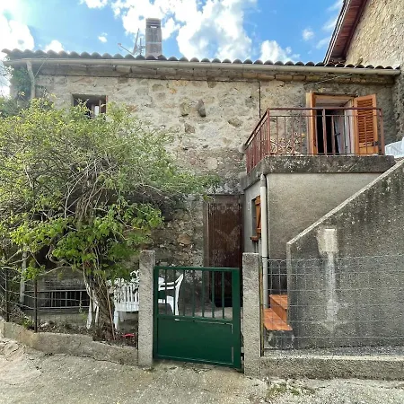 Charmante Maison Authentique Et Au Calme Prázdninový dům *