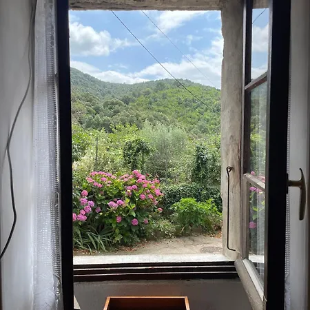 Prázdninový dům Charmante Maison Authentique Et Au Calme *